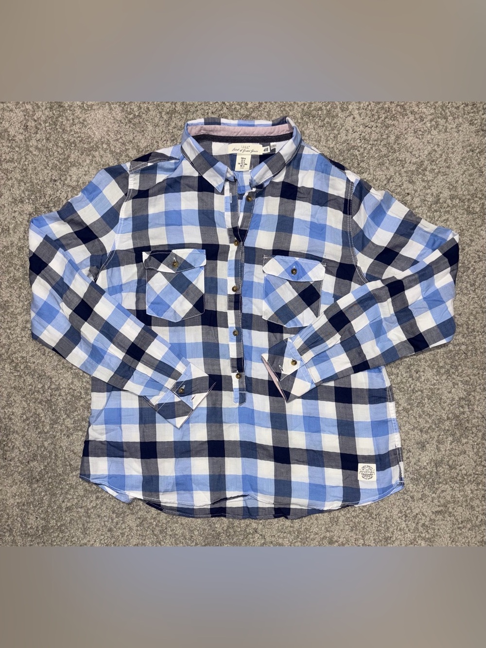 H&M Light Blue Navy and White Plaid Button-Front Shirt